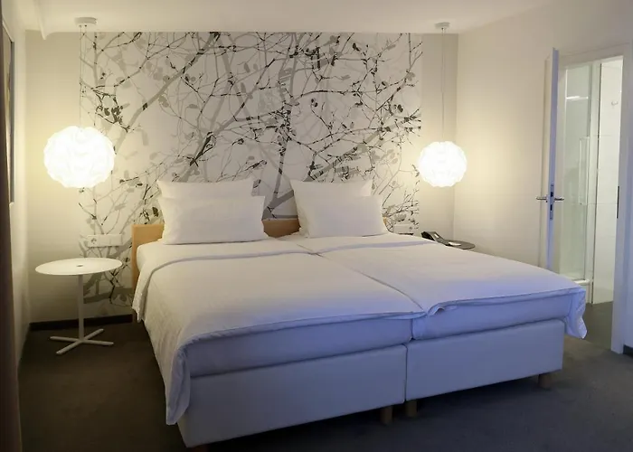 MOMA1890 Boutique Hotel